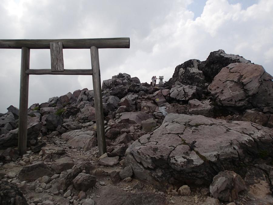Near the summit of Mt. Chausu in the Nasu Mountain Range