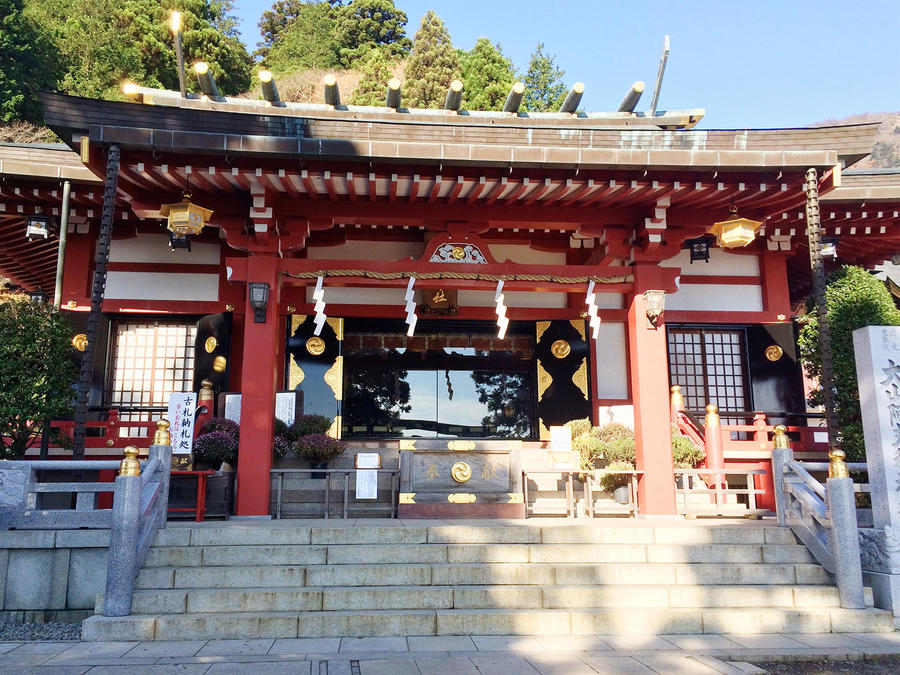 Oyama-Afuri-jinja Shrine is known as a power spot.