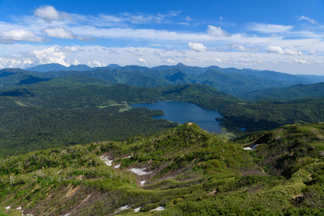 Lake Ozenuma, as seen looking down from the peak.